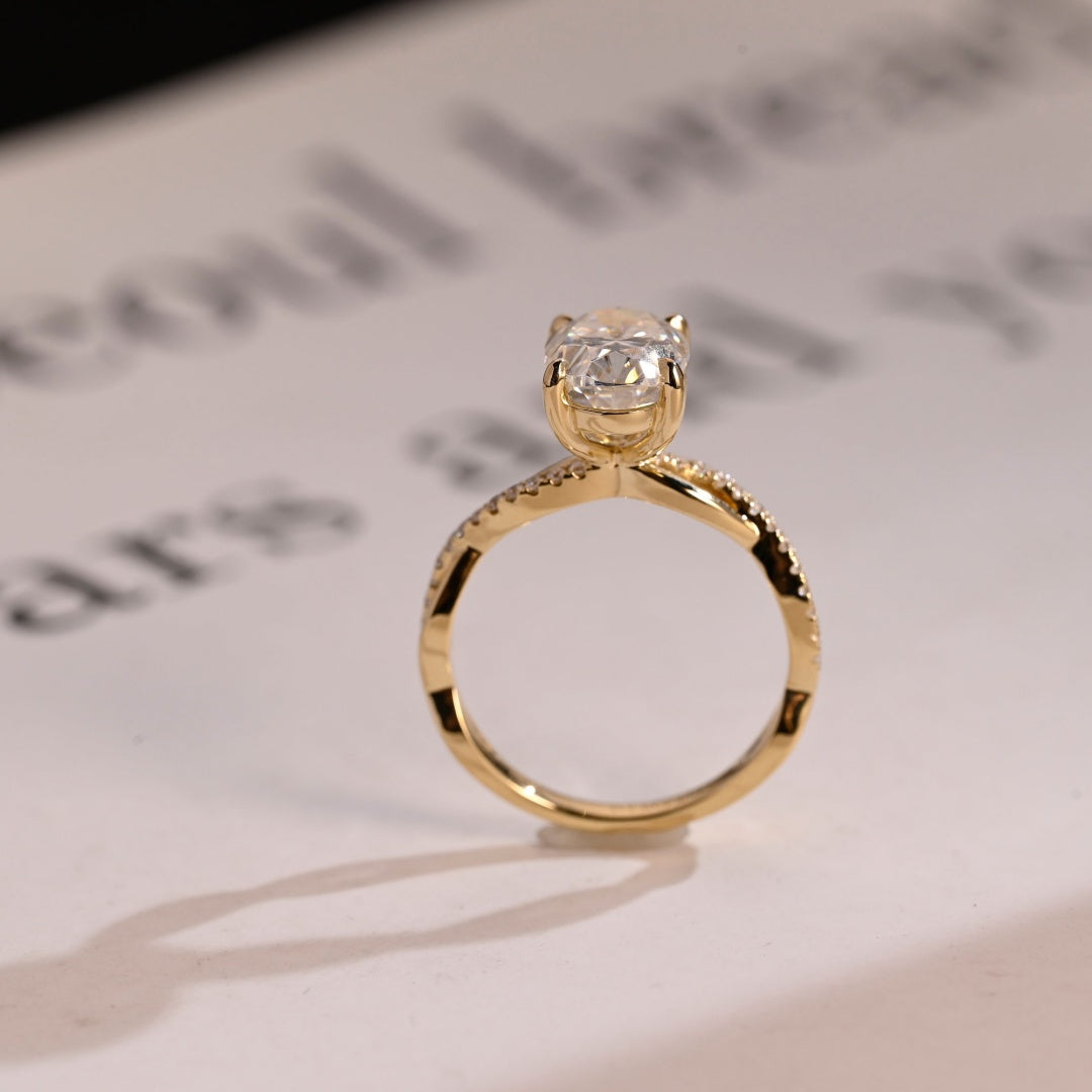 18k Gold Lab Grown Diamond CVD 2CT Oval-Cut Twisted Band Half Eternity Bridal Ring