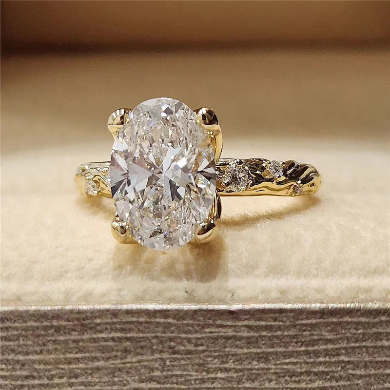 18K Gold Lab Grown Diamond CVD 4CT Oval-Cut Luxury Women's Ring