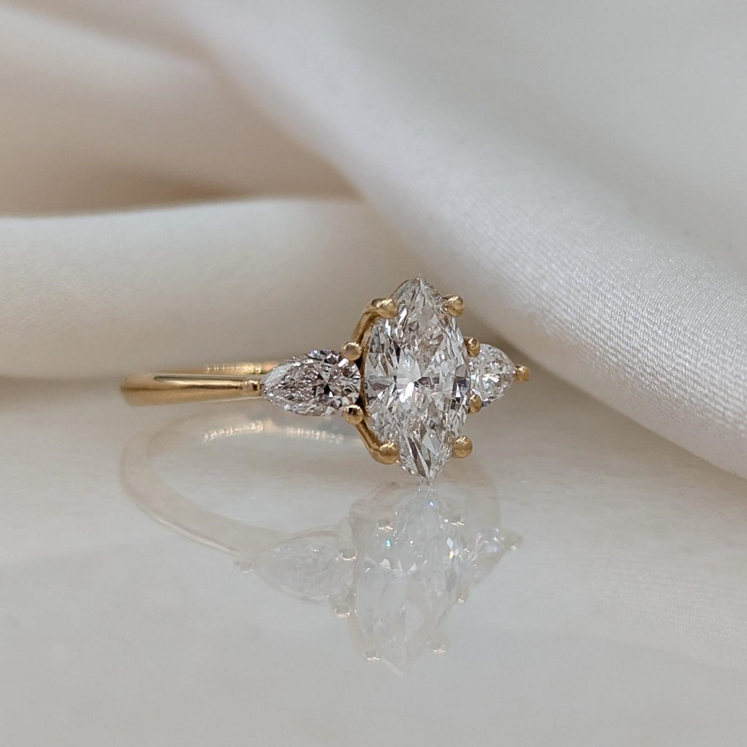 18k Gold Lab Grown Diamond CVD 1.5CT Marquise-Cut With Two Pear Stones Engagement Ring