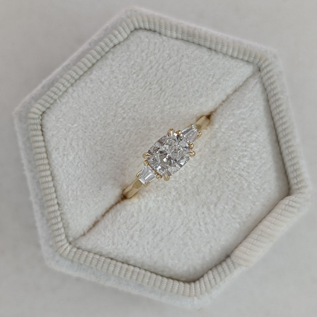 14K Gold Lab Grown Diamond CVD 1.5CT Cushion-Cut Tapered Baguette Sides Promise Ring