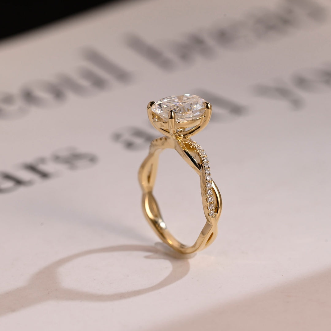 18k Gold Lab Grown Diamond CVD 2CT Oval-Cut Twisted Band Half Eternity Bridal Ring