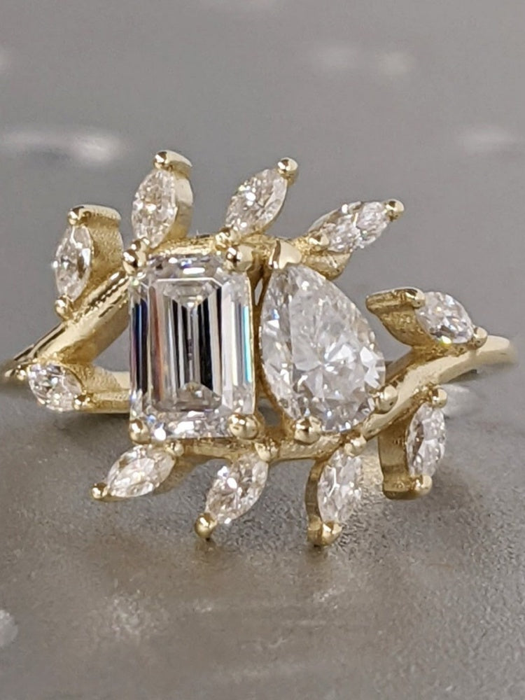 18K Gold Lab Grown Diamond CVD Emerald & Pear Natural Fresh style Unique Engagement Ring