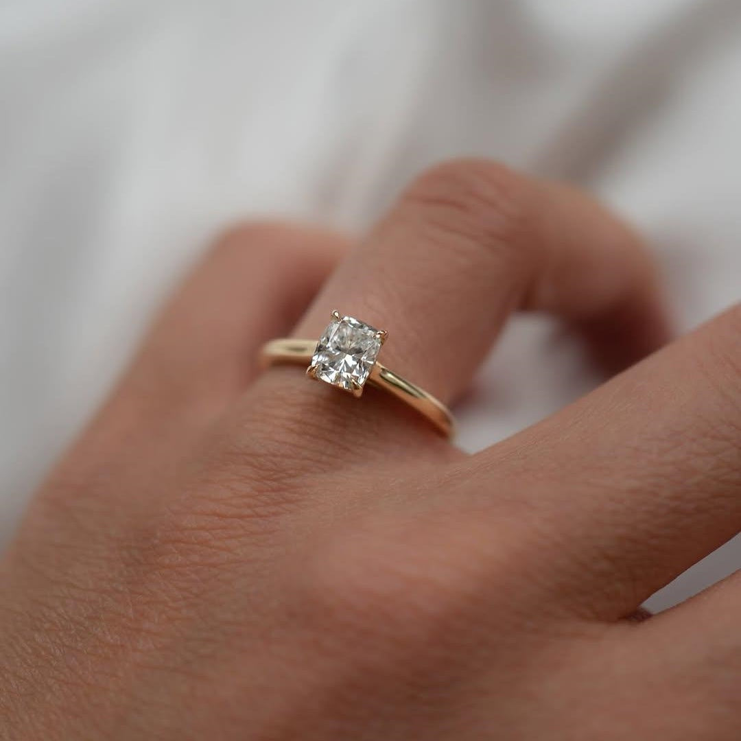 10K Gold Lab Grown Diamond CVD 1CT Cushion-Cut Classic Ring For Birthday Gift