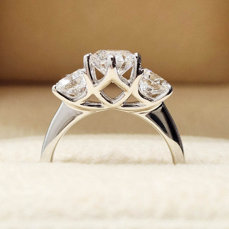 10K Gold Lab Grown Diamond CVD 2CT Round-Cut Three Stone Niche Luxury Anniversary Ring
