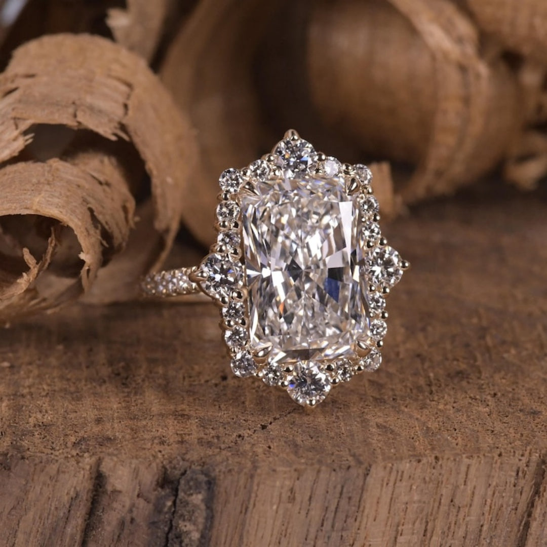 18K Gold Lab Grown Diamond CVD 3CT Radiant-Cut Round Halo Vintage Royal Ring