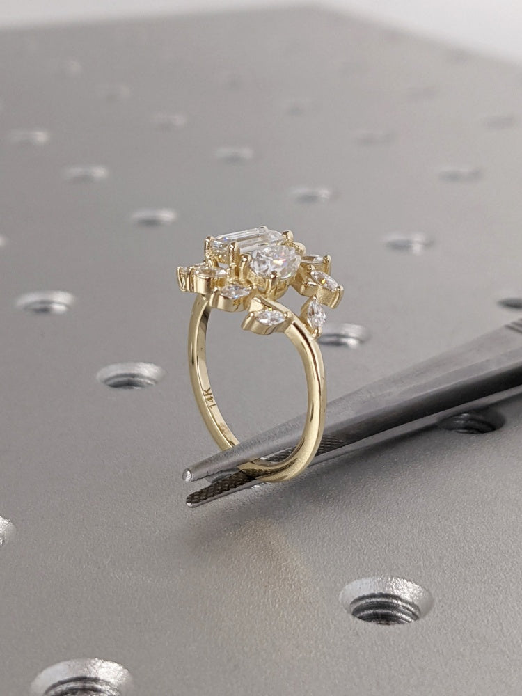 18K Gold Lab Grown Diamond CVD Emerald & Pear Natural Fresh style Unique Engagement Ring