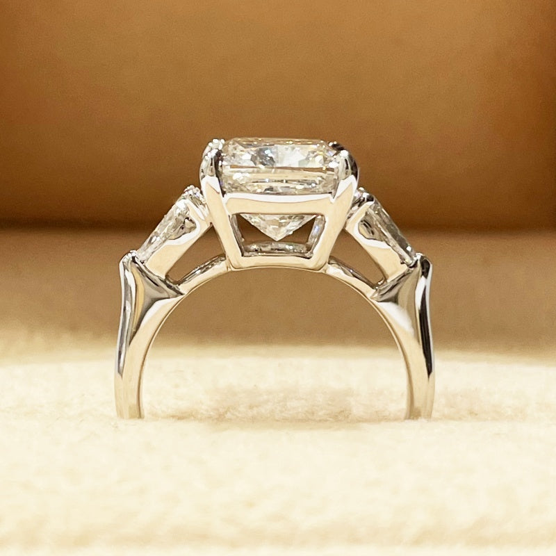Platinum PT950 Lab Grown Diamond CVD Three Stones Classic Ring