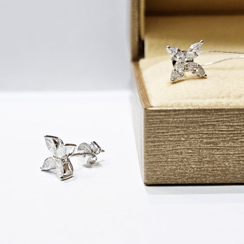 Platinum PT950 Lab Grown Diamond CVD Vintage Earrings As a Gift For Women