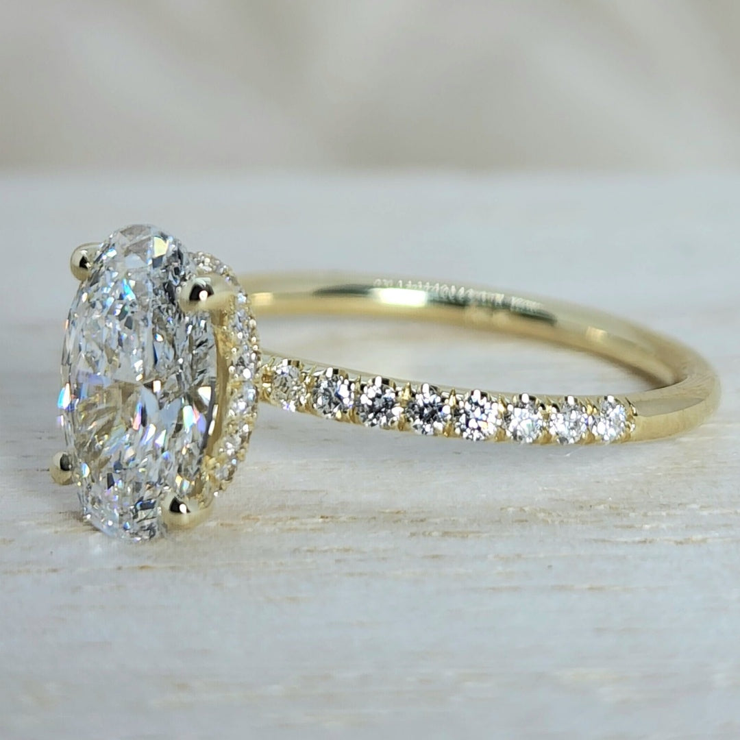 18K Gold Lab Grown Diamond CVD 2CT Oval-Cut Hidden Halo Engagement Ring