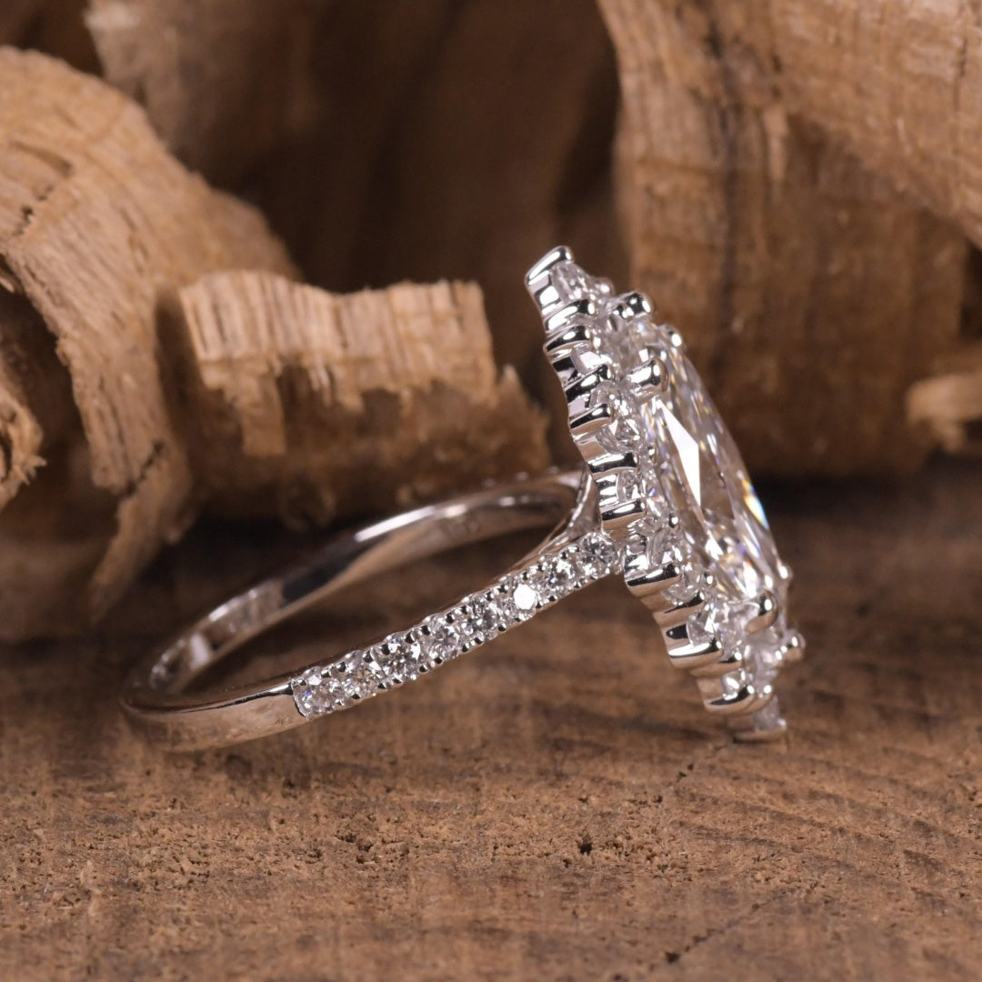 14K Gold Lab Grown Diamond CVD 2CT Marquise-Cut Round Halo Vintage Ring Royal Style
