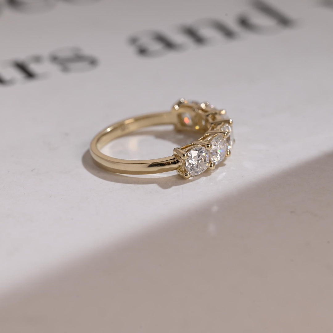 18K Gold Lab Grown Diamond CVD Half Eternity 4mm Cushion-Cut Wedding Band