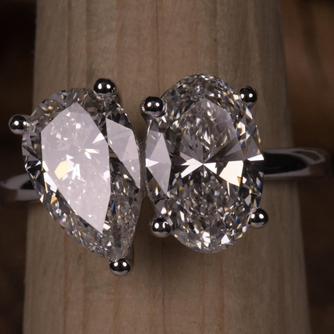 14K Gold Lab Grown Diamond CVD 4CT Ovla and Pear-Cut Toi et Moi Anniversary Ring Valentine’s Gift