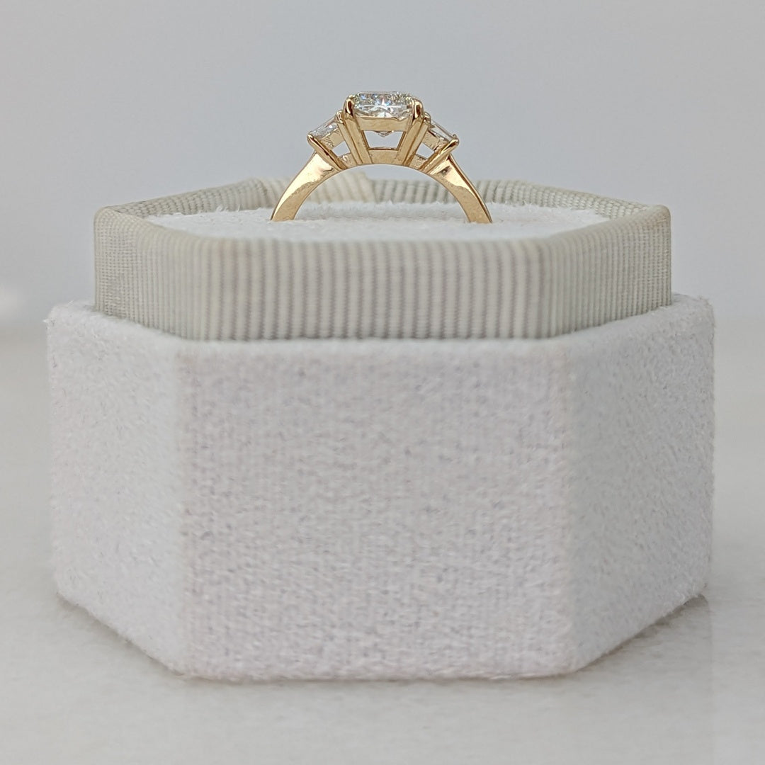 14K Gold Lab Grown Diamond CVD 1.5CT Cushion-Cut Tapered Baguette Sides Promise Ring