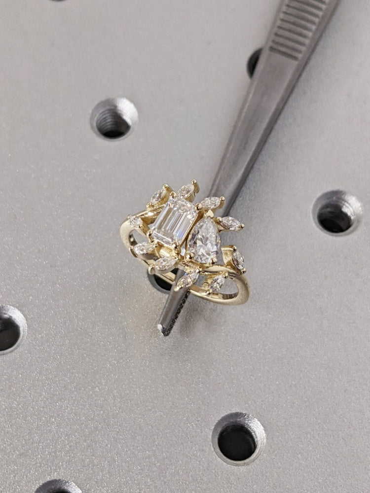 18K Gold Lab Grown Diamond CVD Emerald & Pear Natural Fresh style Unique Engagement Ring