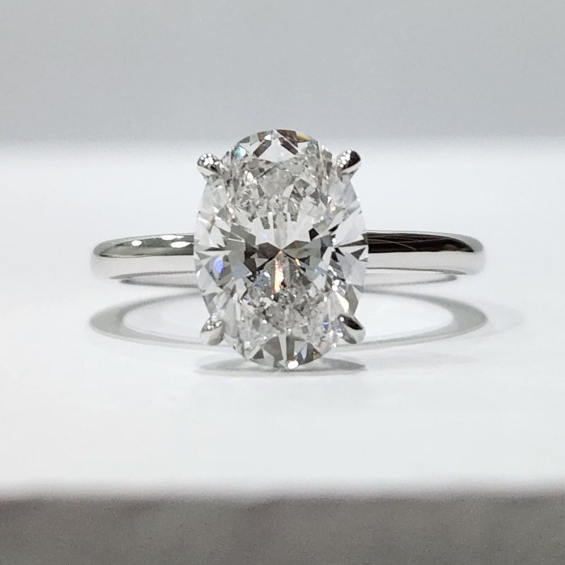 18K Gold Lab Grown Diamond CVD 3CT Oval-Cut Four Prong Setting High Gloss Engagement Ring