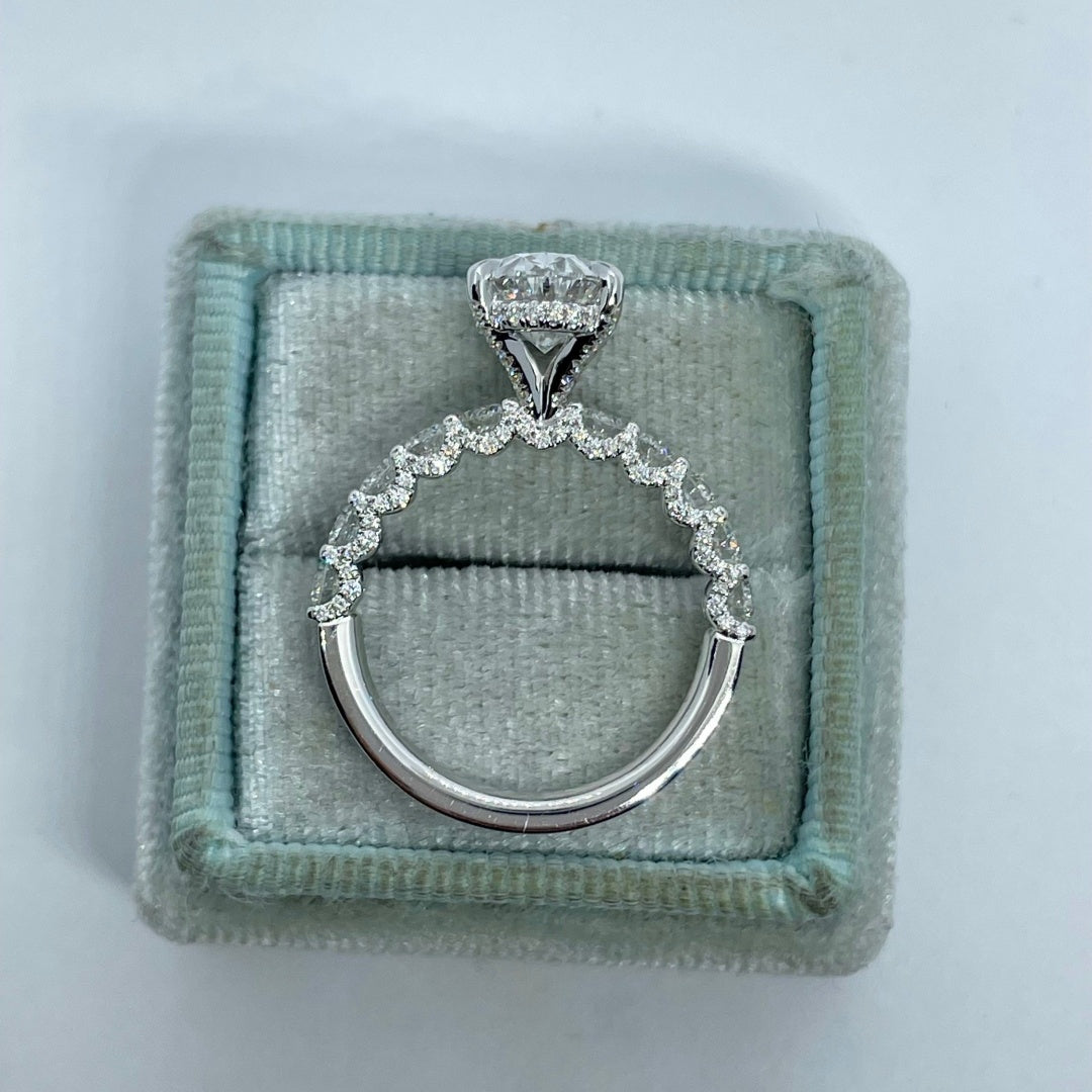 10K Gold Lab Grown Diamond CVD 2.5CT Oval-Cut Engagement Ring For Wedding