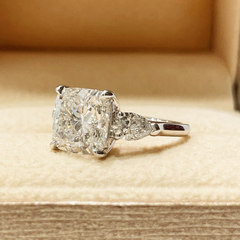 Platinum PT950 Lab Grown Diamond CVD Three Stones Classic Ring