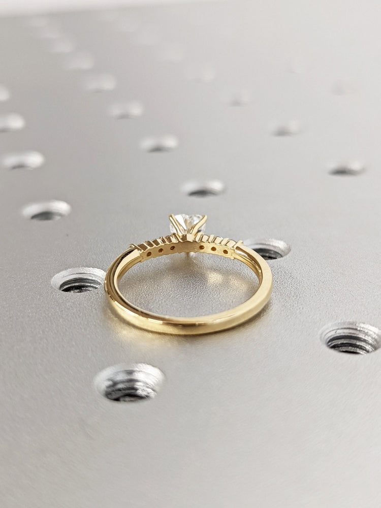 18K Gold Lab Grown Diamond CVD 1CT Heart-Cut Wedding Ring