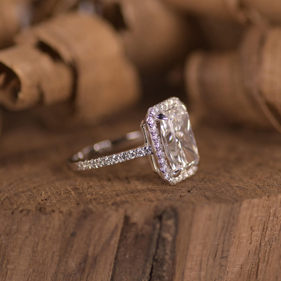 14K Gold Lab Grown Diamond CVD 2CT Halo Radiant-Cut Classic Design Wedding Ring For Her