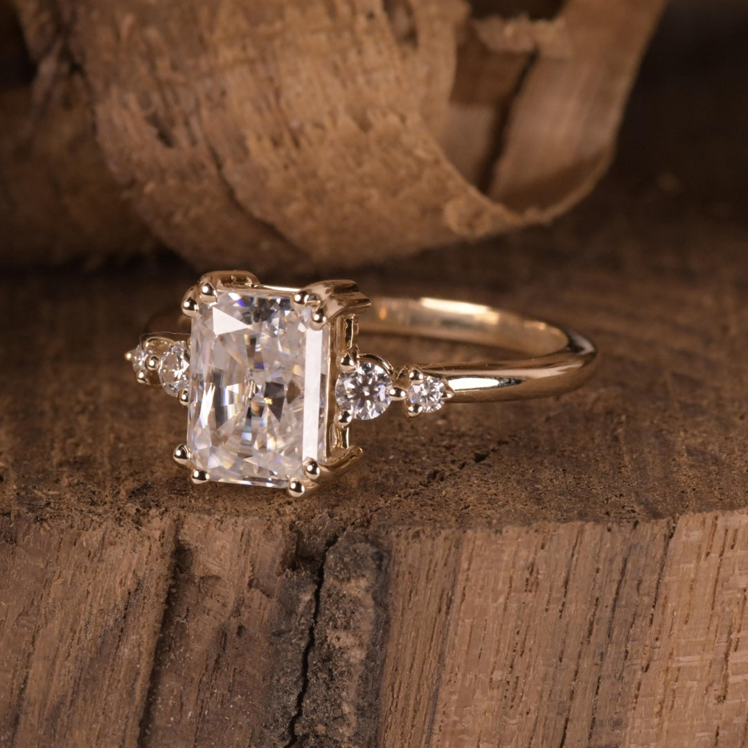 18K Gold Lab Grown Diamond CVD 2CT Radiant-Cut Valentine’s Day Gift