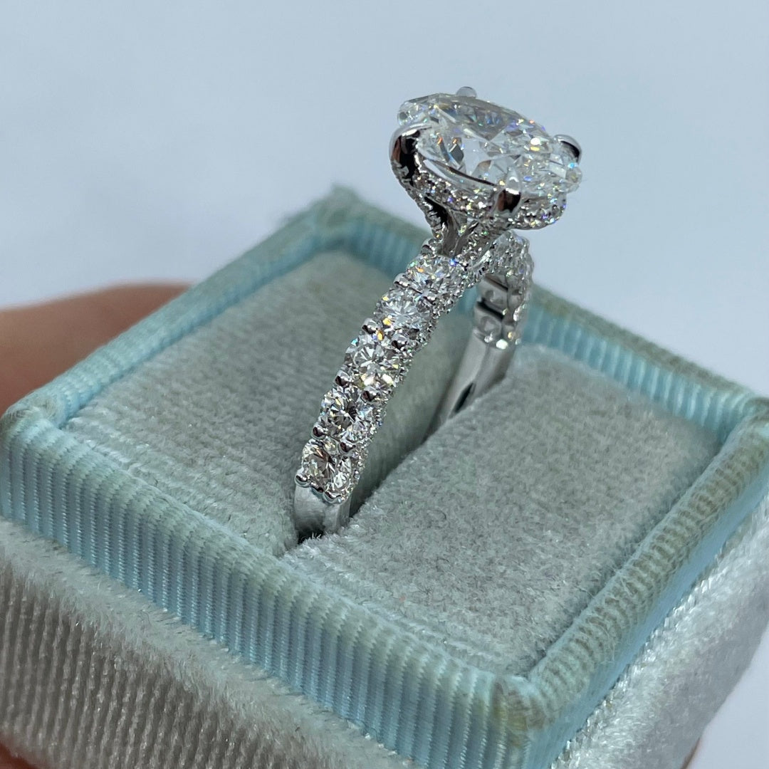 10K Gold Lab Grown Diamond CVD 2.5CT Oval-Cut Engagement Ring For Wedding