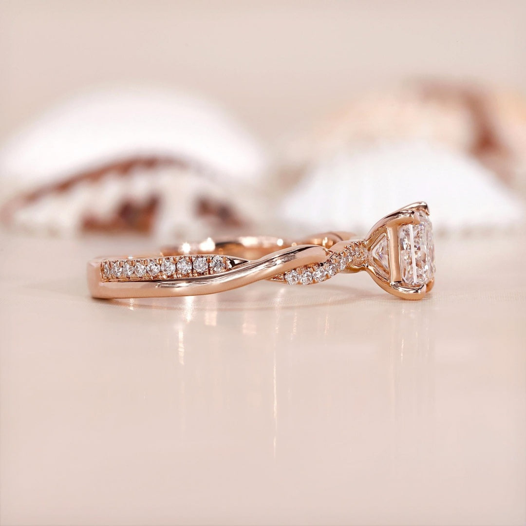 18k Gold Lab Grown Diamond CVD 1CT Princess-Cut Vintage Twist Unique Diamond Pave Promise Ring
