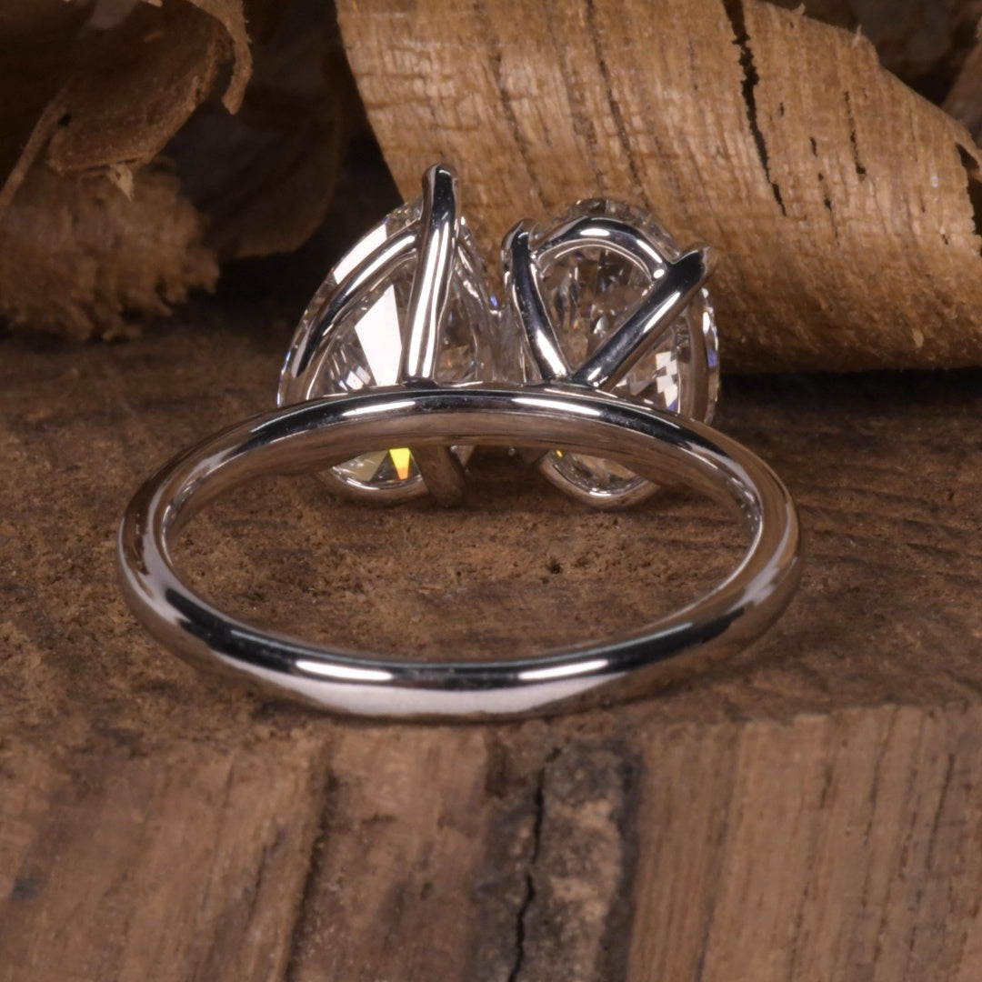 14K Gold Lab Grown Diamond CVD 4CT Ovla and Pear-Cut Toi et Moi Anniversary Ring Valentine’s Gift