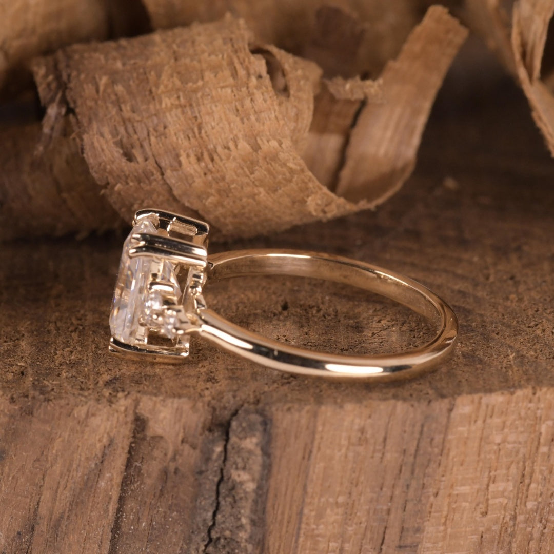 18K Gold Lab Grown Diamond CVD 2CT Radiant-Cut Valentine’s Day Gift