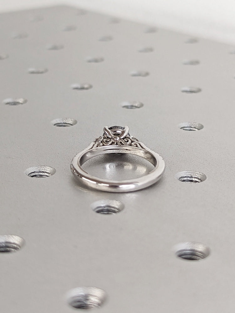 18k Gold Raw Salt and Pepper Diamond 1CT Round-Cut Vintage Engagement Ring