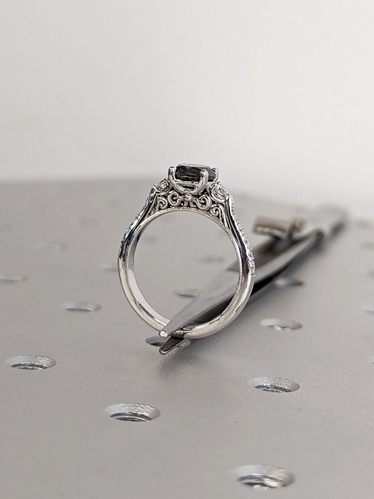 18k Gold Raw Salt and Pepper Diamond 1CT Round-Cut Vintage Engagement Ring