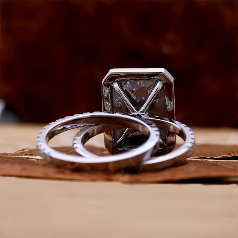 10K Gold Lab Grown Diamond CVD Unique Design Bold Luxury Engagement Ring
