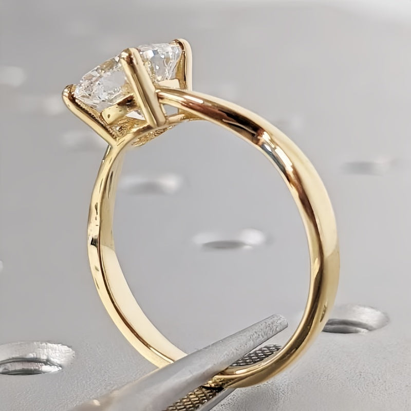 14K Gold Lab Grown Diamond CVD 2CT Cushion-Cut Wedding Ring For Women