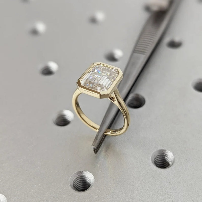 14K Gold Lab Grown Diamond CVD 3CT Emerald-Cut Bezel Setting Statement Ring