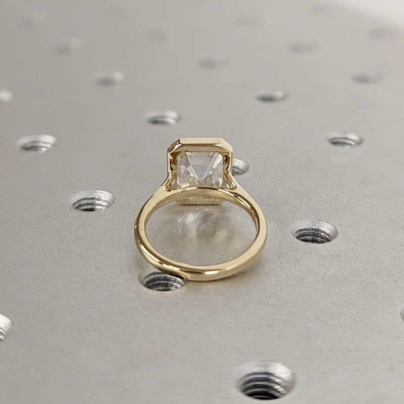 14K Gold Lab Grown Diamond CVD 3CT Emerald-Cut Bezel Setting Statement Ring