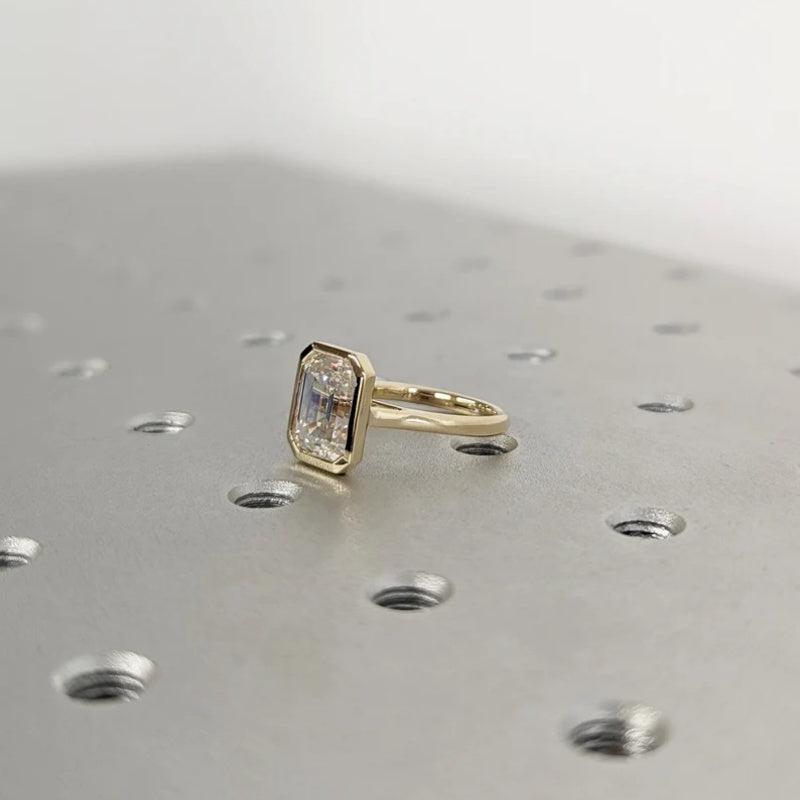 14K Gold Lab Grown Diamond CVD 3CT Emerald-Cut Bezel Setting Statement Ring