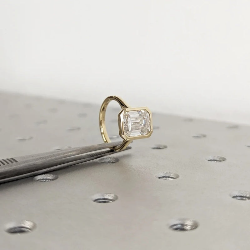 14K Gold Lab Grown Diamond CVD 3CT Emerald-Cut Bezel Setting Statement Ring