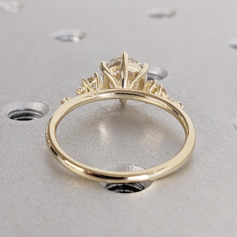 14K Gold Lab Grown Diamond CVD 3CT Round-Cut Six Prong Vintage Royal Style Promise Ring