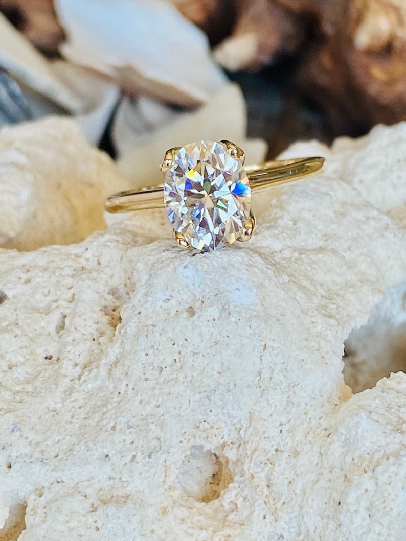 10K Gold Lab Grown Diamond CVD 3CT Oval-Cut Engagement Ring Anniversary Gift