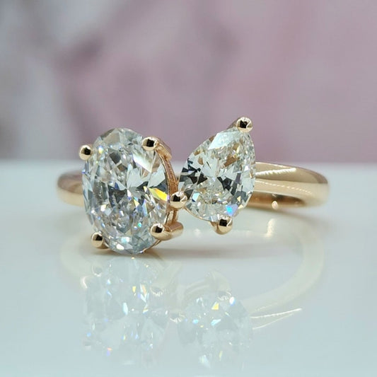 18K Gold Lab Grown Diamond CVD Oval and Pear-Cut Toi Et Moi Ring Perfect Gift For Her
