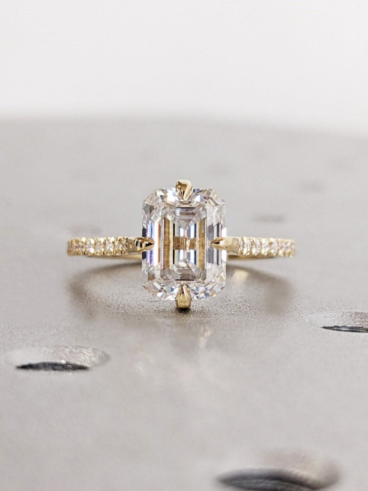 18K Lab Grown Diamond CVD 3CT Emerald-Cut Vintage Wedding Promise Ring