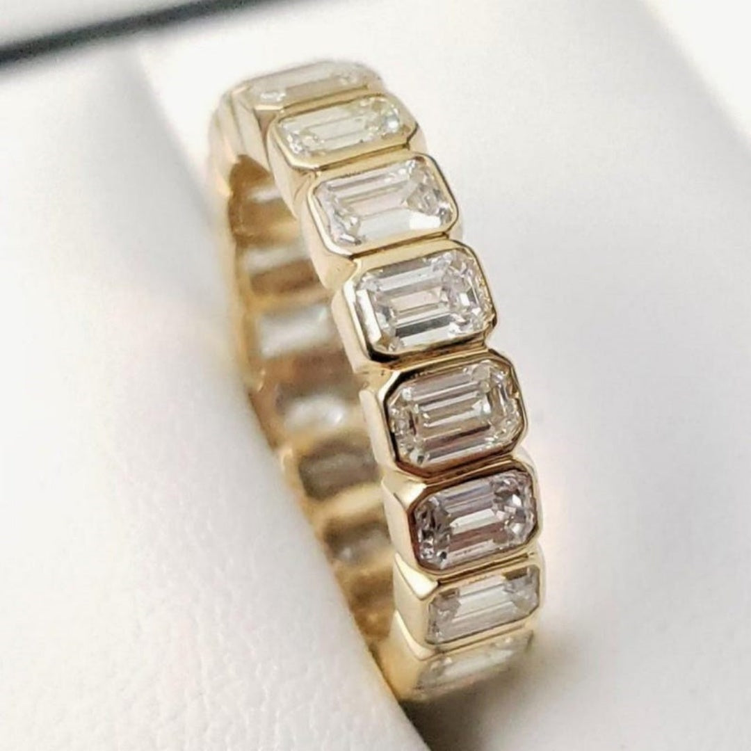 18K Gold Lab Grown Diamond CVD Emerald-Cut Half Eternity Instagram-style Couple Anniversary Ring