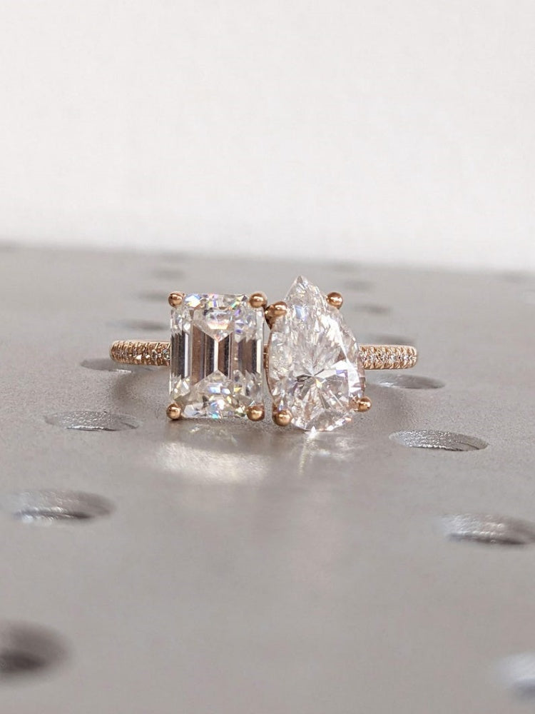 18k Gold Lab Grown Diamond CVD 2.5ct Ech Emerald & Pear Cut Vintage Toi Et Moi Rose Gold Engagement Ring
