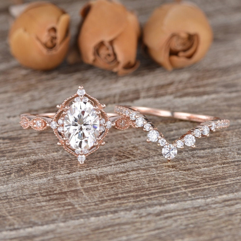 14K Gold Lab Grown Diamond CVD 1.5CT Oval-Cut Art Deco Milgrain Vine Vintage Ring Set