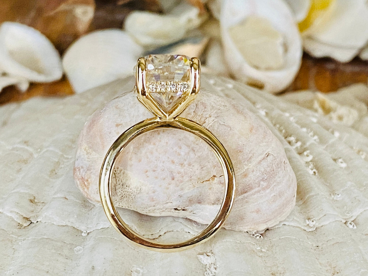 18k Gold Lab Grown Diamond CVD 5CT Elongated Cushion-Cut Hidden Halo Engagement Ring