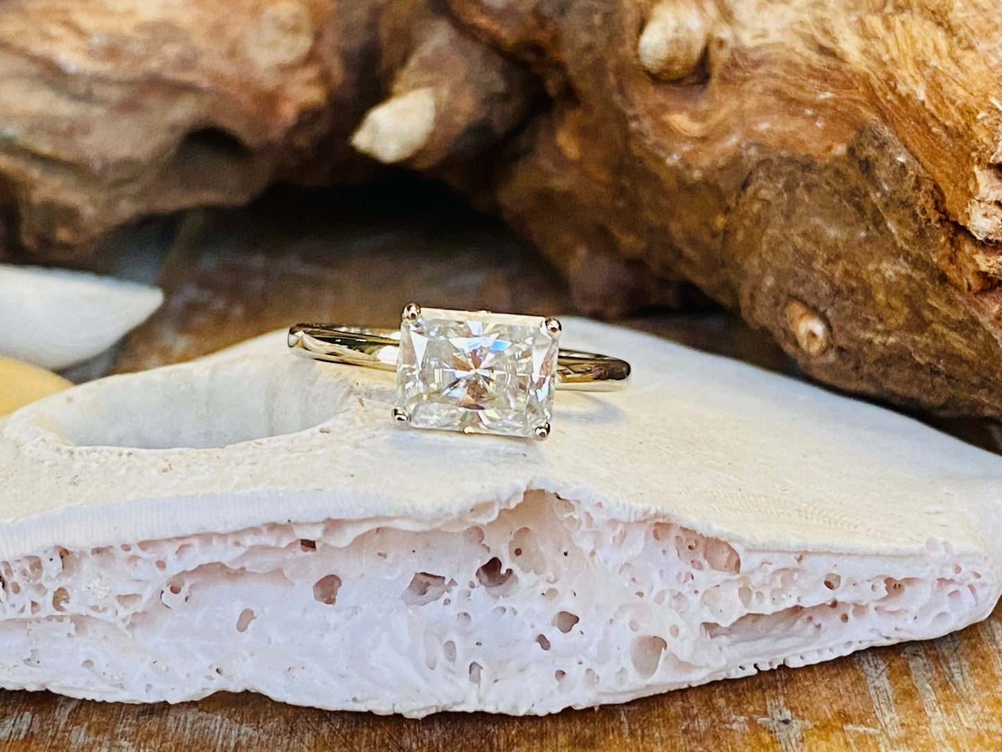 10K Gold Lab Grown Diamond CVD 2CT Radiant-Cut Niche Luxury Style Engagement Ring