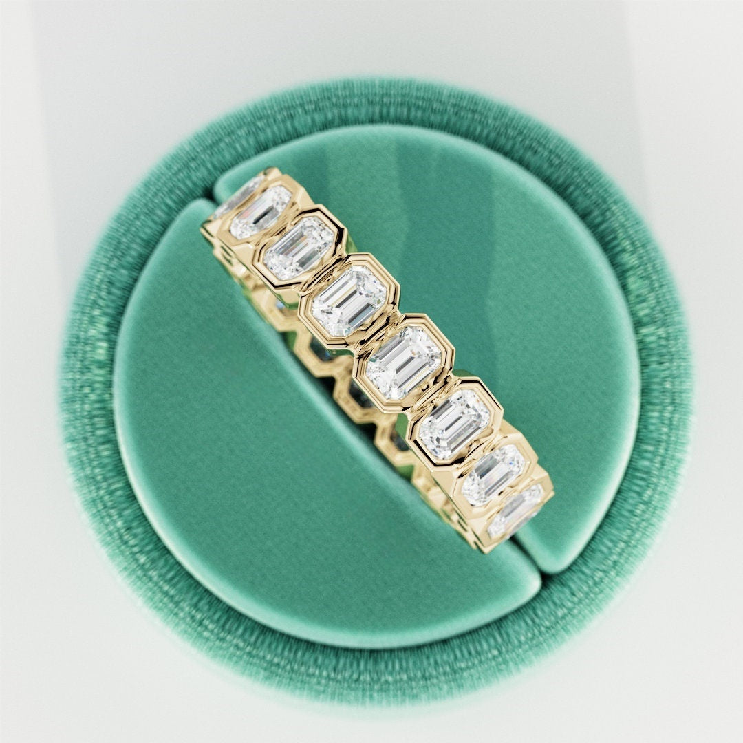 10K Gold Lab Grown Diamond CVD 2CT Emerald-Cut Unique Art Deco Full Eternity Band