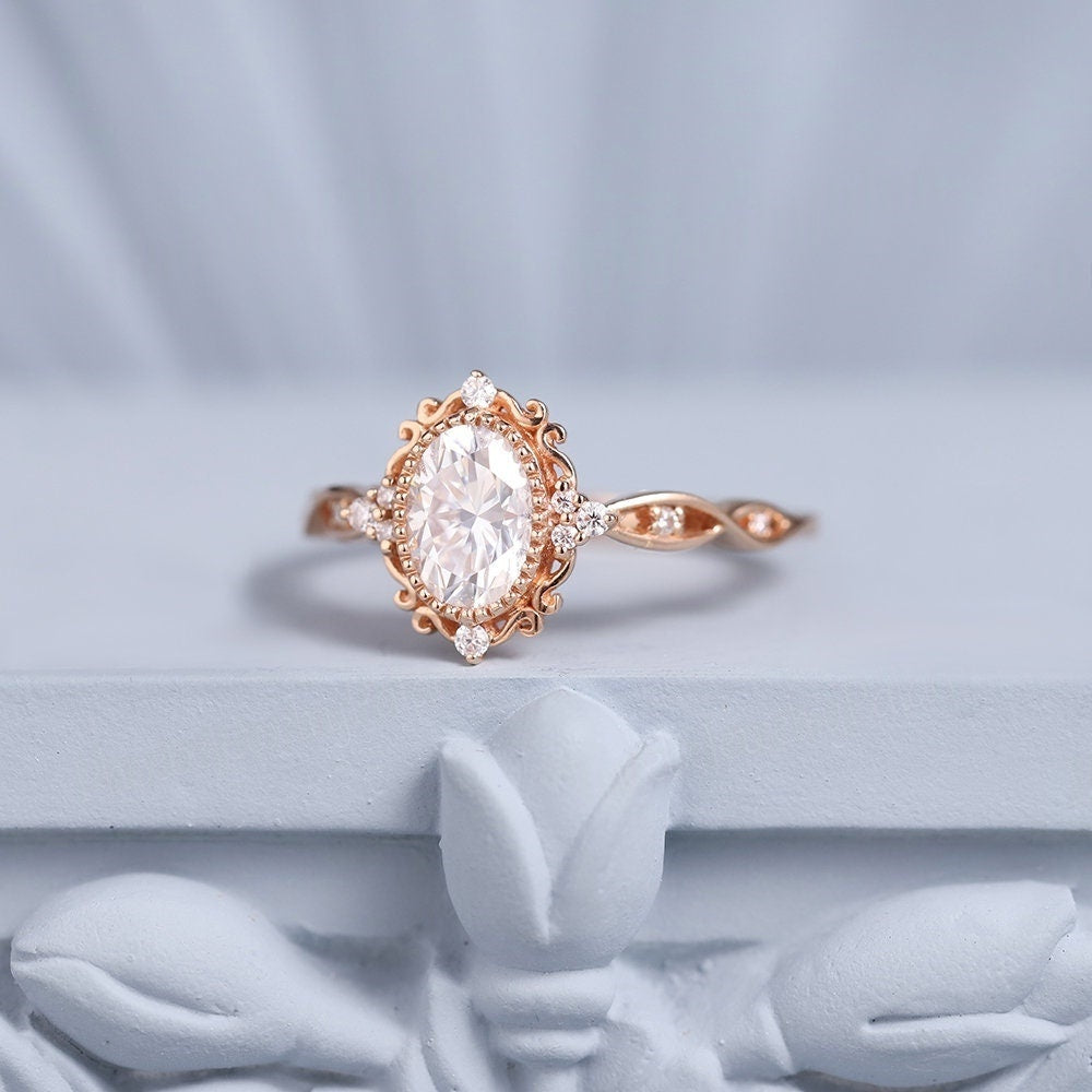 18k Gold Lab Grown Diamond CVD 2CT Oval-Cut Art Deco Filigree Wedding Ring