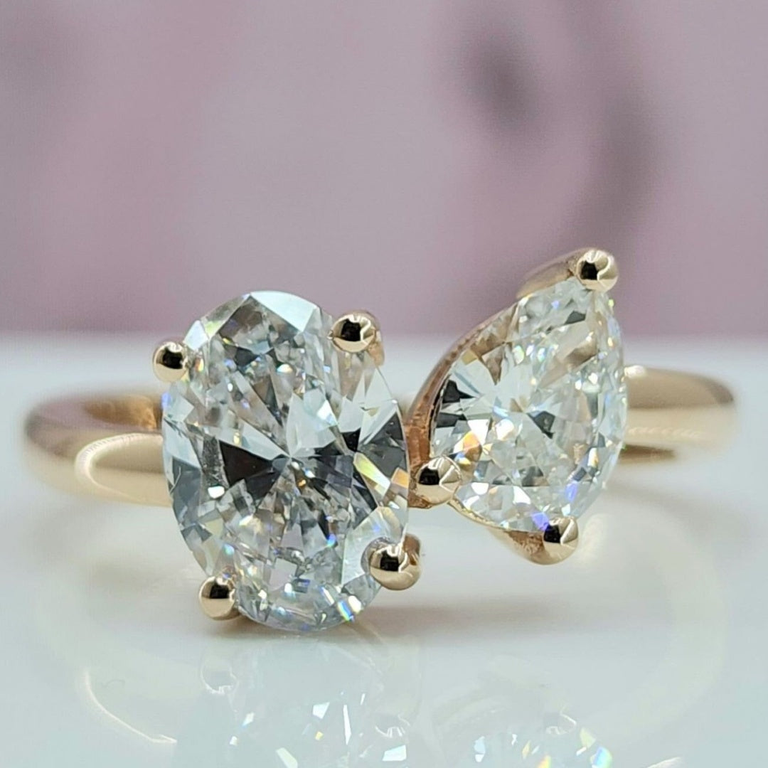 18K Gold Lab Grown Diamond CVD Oval and Pear-Cut Toi Et Moi Ring Perfect Gift For Her