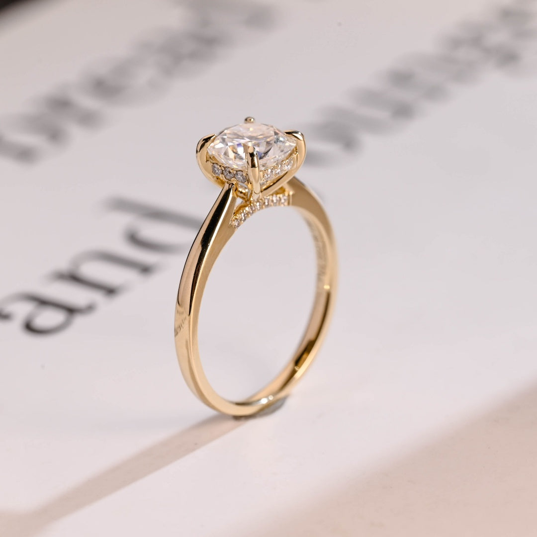 18k Gold Lab Grown Diamond CVD 2CT Round-Cut Four Prong Setting Anniversary Gift