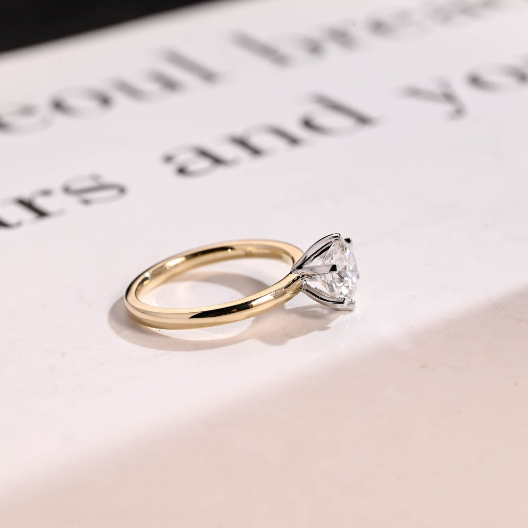 18k Gold Lab Grown Diamond CVD 3CT Round-Cut 6 Prong Classic Ring